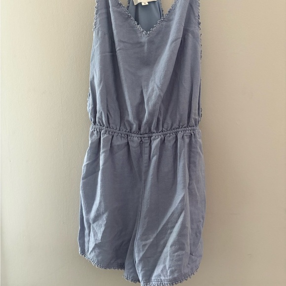 Love Tree Women's‎ Soft Blue Romper - Picture 2 of 4